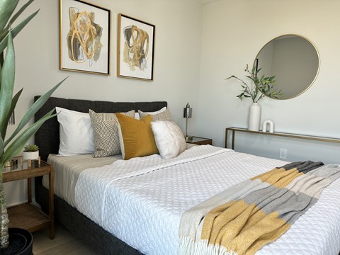 Floor plan for 1 bed, 1 bath, 731 sqft