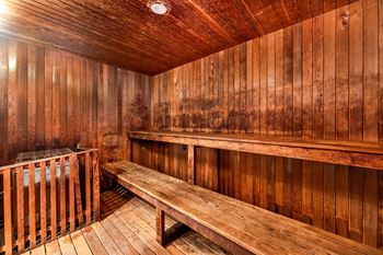 Sauna/steam room