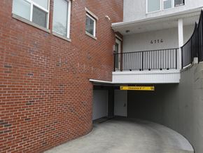 Philadelphia apartment for rent - Garage Parking