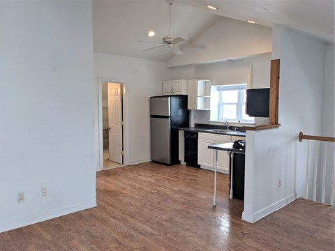 Floor plan for 1 bed, 1 bath, 600 sqft