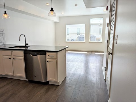 Floor plan for 1 bed, 1 bath, 644 sqft