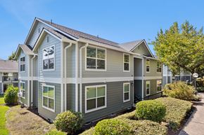 Keizer apartment for rent - Reflections at Hidden Creek Apartments - Keizer, Oregon