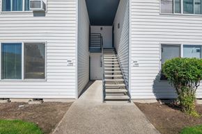 Salem apartment for rent - Park Avenue Village Apartments Exterior