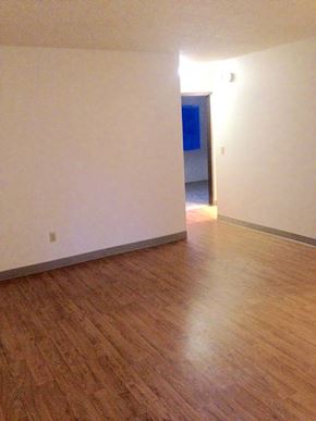 Portland apartment for rent - Carleton Terrace Apartments  living room