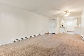 Portland apartment for rent - Quail Ridge Apartments Living Room