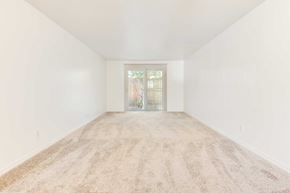 Portland apartment for rent - Colonial Village Apartments Interior
