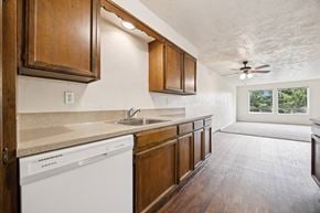 Salem apartment for rent - Fairmount Park Apartments - Salem, Oregon