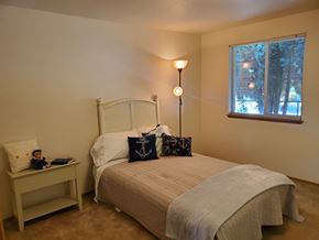 North Plains apartment for rent - Highland Court Apartments Bedroom