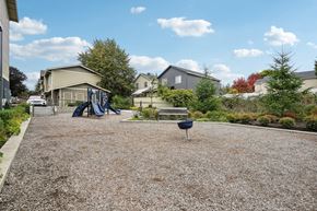 Vancouver apartment for rent - Ava Apartments Playground