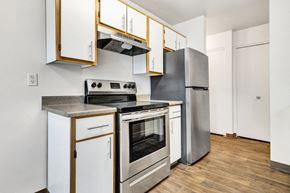 Aloha apartment for rent - kitchen 2 Aloha Oregon Quatama Village Apartments 