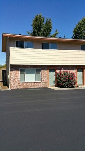 Beaverton apartment for rent - Elizabeth Apartments Exterior of Building