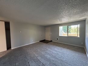 Vancouver apartment for rent - Eagle Point Apartments Vancouver, WA Entryway