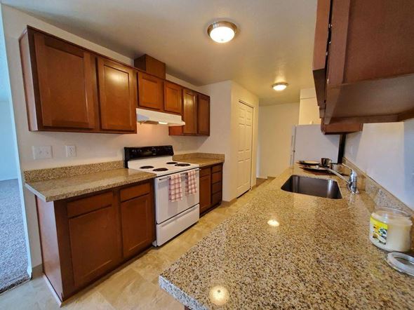 Beaverton apartment for rent - Meadow Ridge Beaverton Apartments  Kitchen