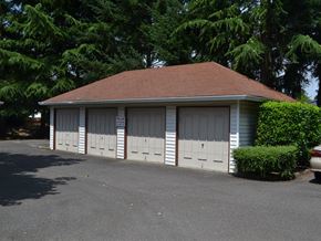 Gresham apartment for rent - Farisswood Apartments Garages