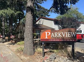Hillsboro apartment for rent - Parkview Apartments Sign