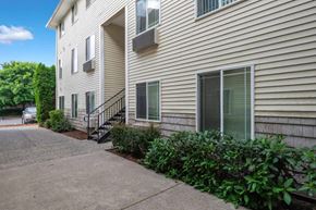 Portland apartment for rent - Raven Apartments Exterior View