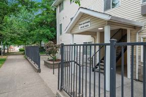 Portland apartment for rent - The Raven Apartments Exterior Building