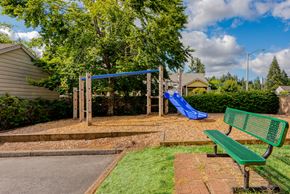 Oregon City apartment for rent - Willamette Falls Court Apartments Playground