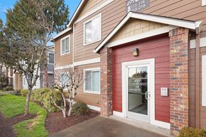 Portland apartment for rent - Andrea Place Apartments Exterior