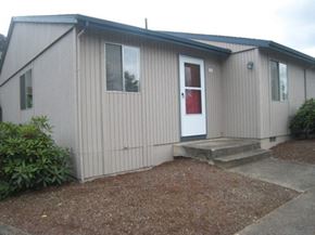 Salem apartment for rent - Browning Avenue Apartments Exterior