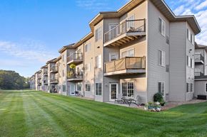 St. Cloud apartment for rent - the outlook of the units at the estates at spring valley