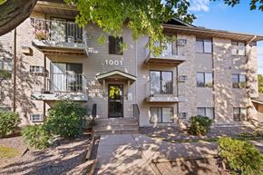Buffalo apartment for rent - Apartment building with the number 1001 on the front door.