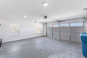 Omaha apartment for rent - Omaha Wenninghoff Road Nebraska Apartment Rentals Redwood Living Redwood Omaha Wenninghoff Road Garage