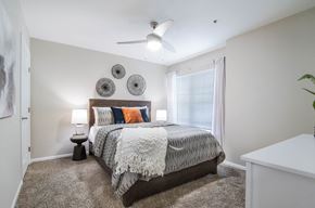 Batavia apartment for rent - Cincinnati Ohio Apartment Rentals Redwood Living Redwood Cincinnati Tealtown Road Second Bedroom