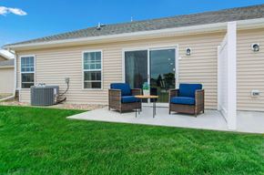 Bellevue apartment for rent - Bellevue Nebraska Apartment Rentals Redwood Living Redwood Bellevue South 25th Street Exterior Patio