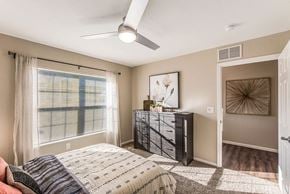 Bellevue apartment for rent - Bellevue Nebraska Apartment Rentals Redwood Living Redwood Bellevue South 25th Street Second Bedroom
