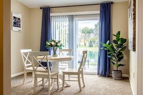 North Ridgeville apartment for rent - North Ridgeville OH Apartment Rentals Redwood North Ridgeville Bagley Road Den