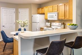 Norwalk apartment for rent - Norwalk OH Apartment Rentals Redwood Norwalk Kitchen