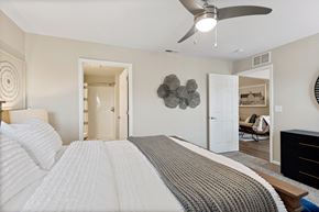 Norwalk apartment for rent - Norwalk OH Apartment Rentals Redwood Norwalk Main Bedroom