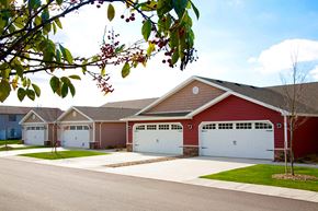 Orrville apartment for rent - Orrville OH Apartment Rentals Redwood Redwood Orrville Two Car Garage