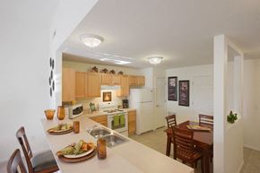 Perrysburg apartment for rent - Perrysburg OH Apartment Rentals Redwood Perrysburg Oregon Road Kitchen