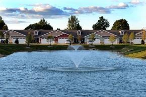 Perrysburg apartment for rent - Perrysburg OH Apartment Rentals Redwood Perrysburg Fort Meigs Road Exterior Fountain