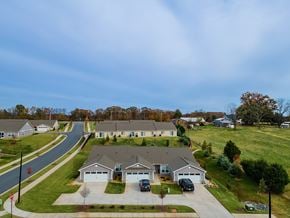 Kannapolis apartment for rent - Redwood Kannapolis Parkway