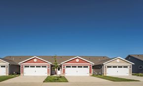 Sandusky apartment for rent - Sandusky Ohio Apartment Rentals Redwood Living Redwood Sandusky Exterior