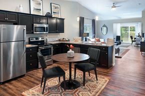 Wadsworth apartment for rent - Wadsworth OH Apartment Rentals Redwood Retreat At Stonecrest Kitchen