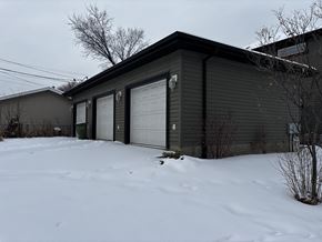 Edmonton apartment for rent - Detached Single Car Garage