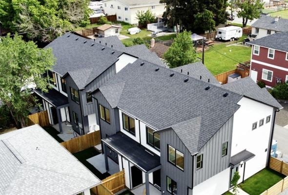 101 - 290 Bassett Street, Penticton, BC, V2A 5W3