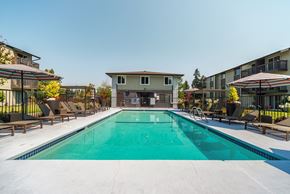 Federal Way apartment for rent - the swimming pool at our apartments