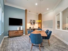 Vista apartment for rent - Resident Lounge