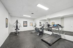 Belmont apartment for rent - the gym at the benningtonnington apartments