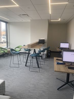 Chicago apartment for rent - Computer lab