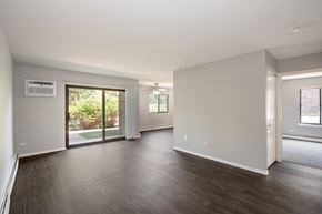 Vernon Hills apartment for rent - Open Concept Floor Plans at Emerald Pointe Apartments, Vernon Hills, Illinois