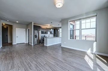 Glen Ellyn apartment for rent - Glenwood Station
