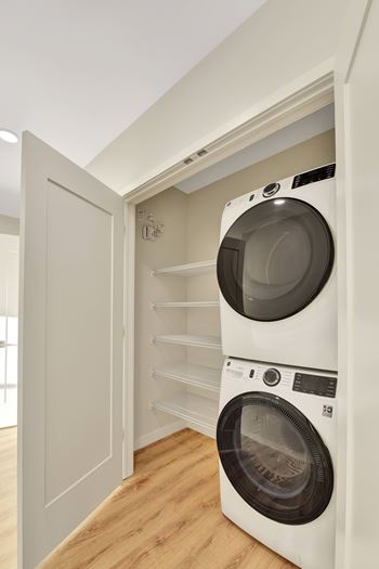 In-unit washer & dryer