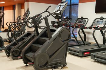 Athletic quarters