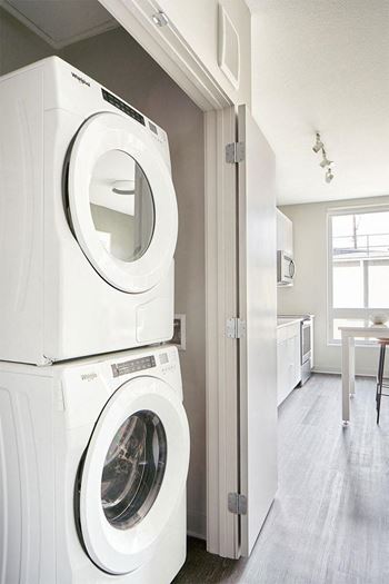 Full size washer/dryer
